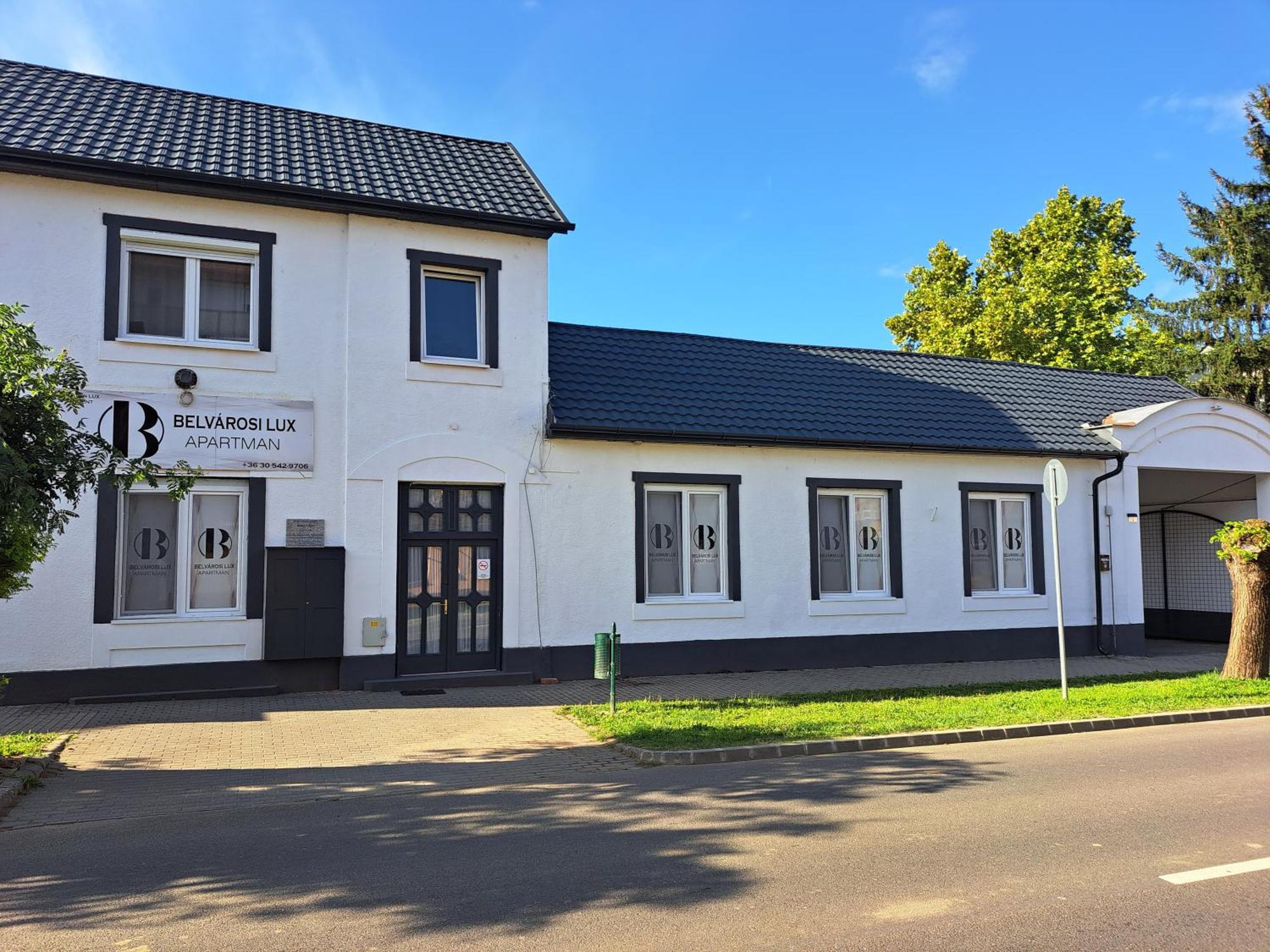 Belvarosi Lux Apartman Vásárosnamény Exterior foto